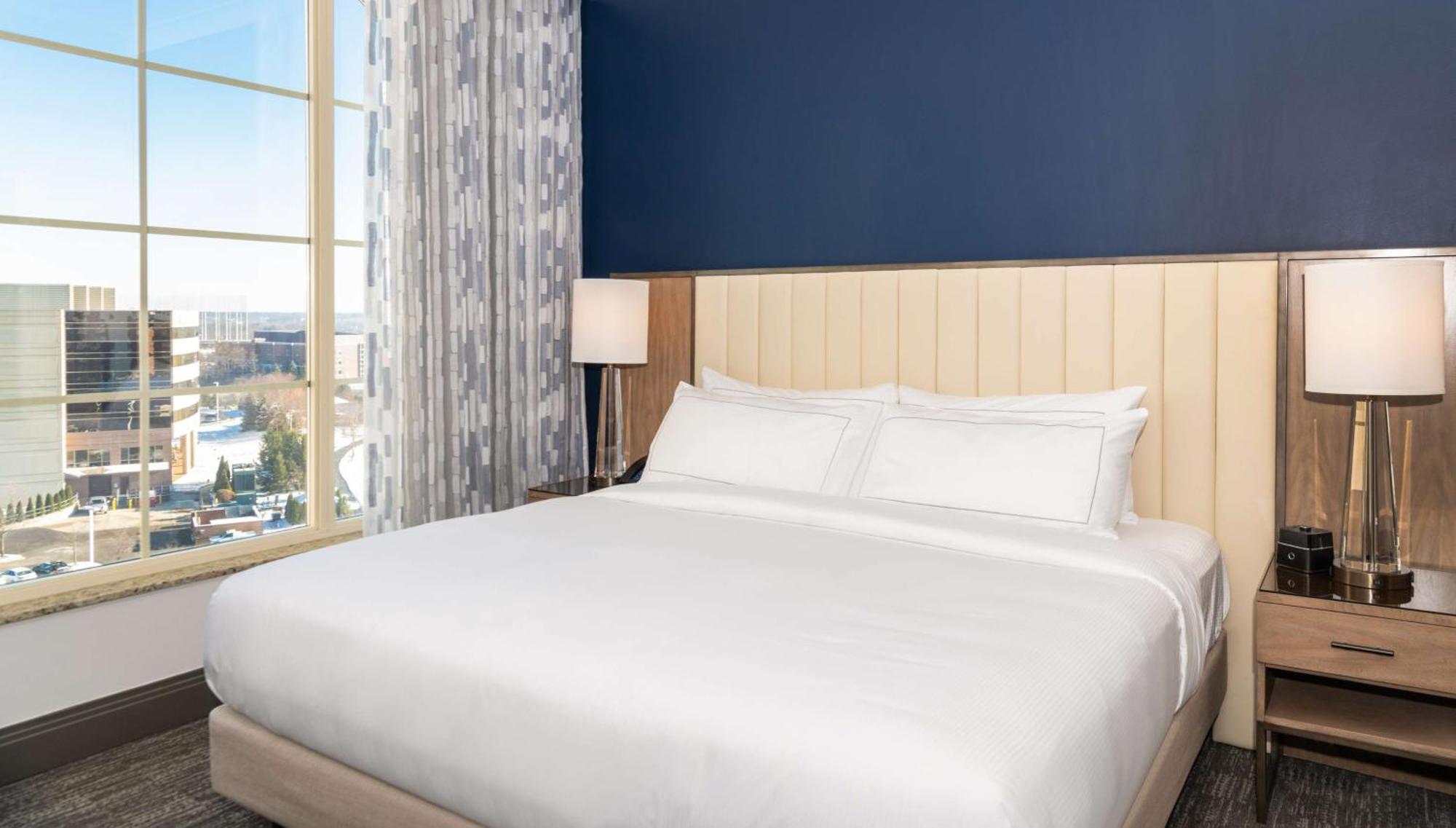 Отель Hilton Columbus/Polaris Экстерьер фото